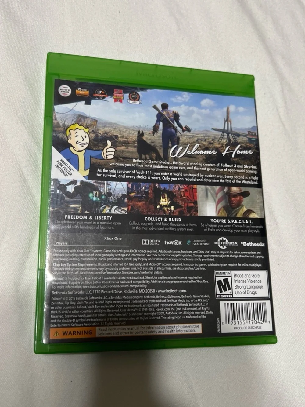 Fallout 4 - Xbox One (Green) by Bethesda